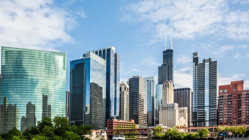 West,Wacker,Drive,Skyline,In,Chicago,As,Seen,From,The