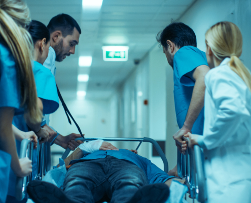 Emergency,Department:,Doctors,,Nurses,And,Surgeons,Move,Seriously,Injured,Patient