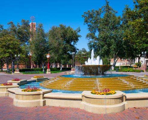 Patsy,And,Forrest,Shumway,Fountain,On,University,Of,Southern,California