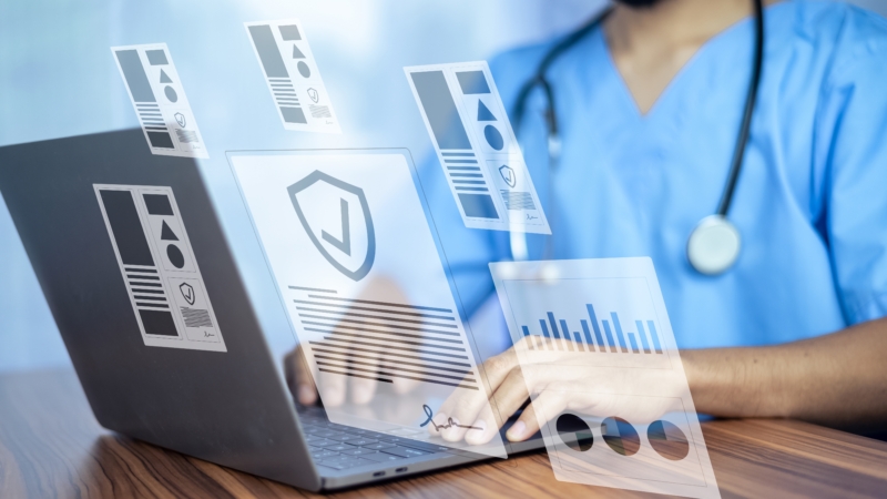 Doctor,Using,Computer,Document,Management,System,(dms),,Online,Documentation,Database